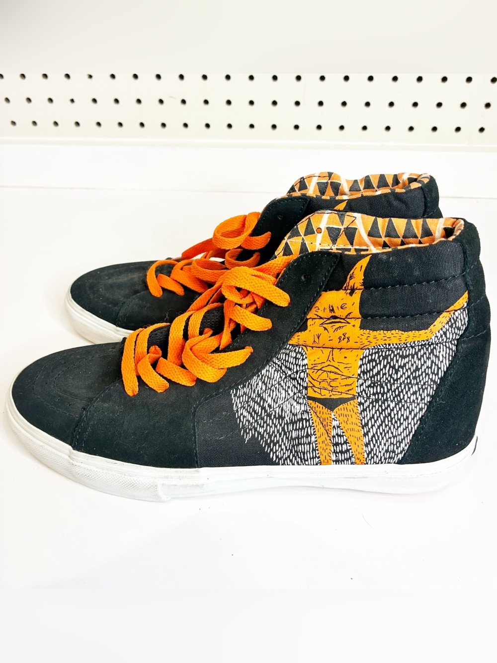 Vans | Sk8-Hi SI x Neck Face – Black / Orange